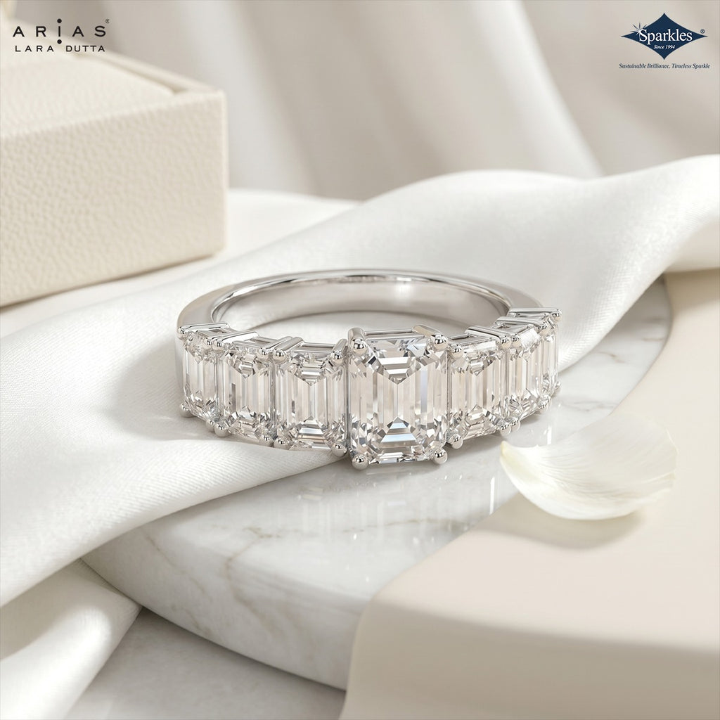 Arias by Lara Dutta Emerald Elegance Ring