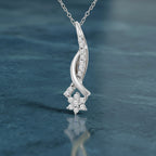 0.16 Ct Diamond Pendant Necklace in 14Kt