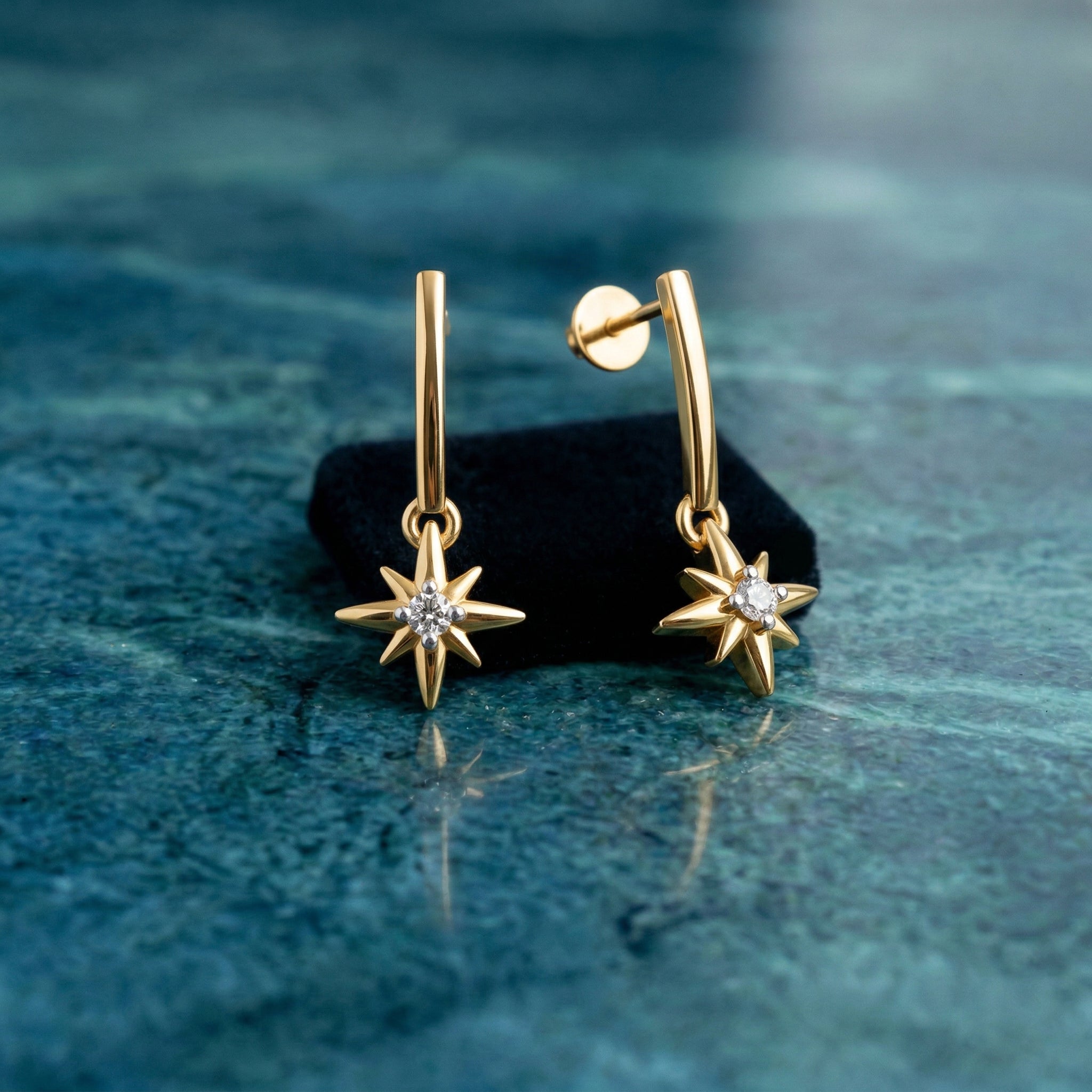 0.07 Carat Sunflare Star 925 Sterling Silver Yellow Gold Plated Earrings